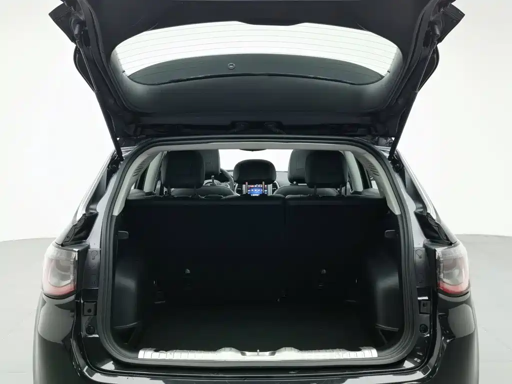 Jeep Compass 2018 — фото 16