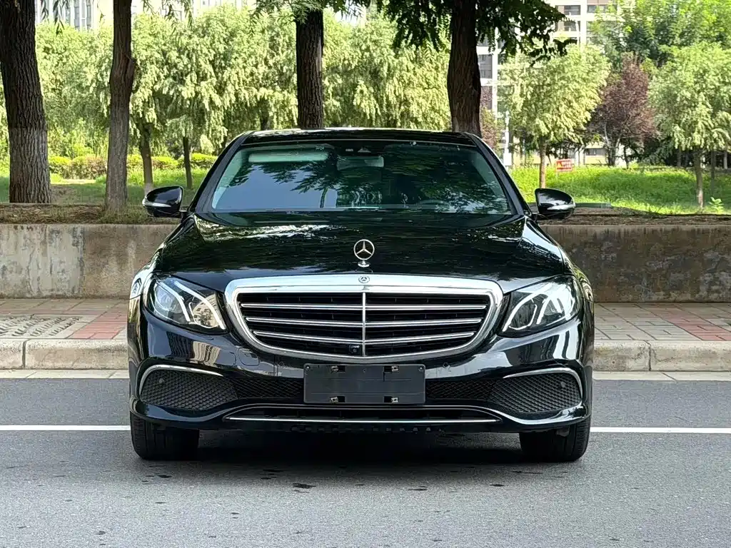 Mercedes-Benz E-Class 2018 — фото 2