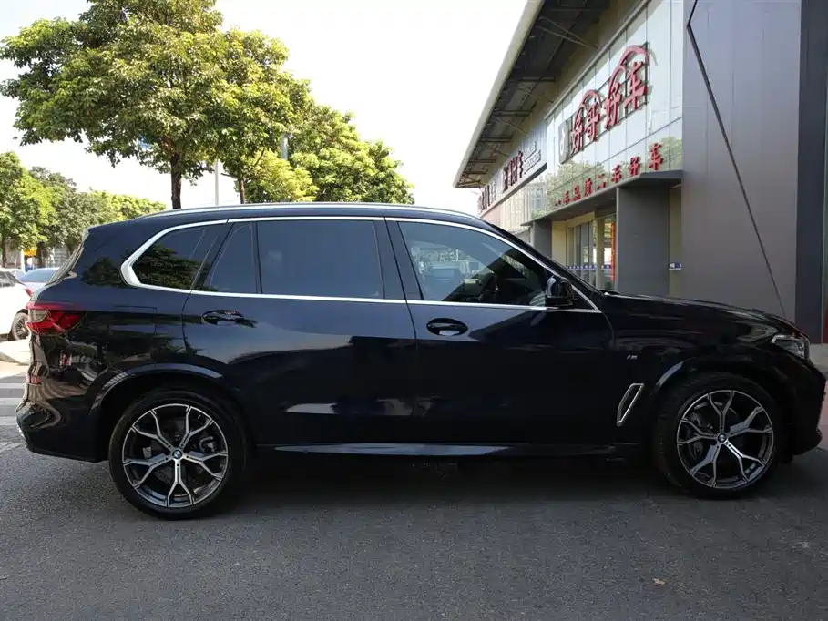 BMW X5 2023 — фото 10