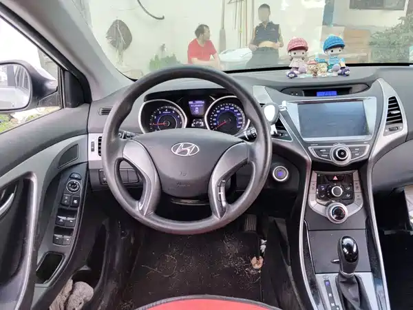 Hyundai Elantra Langdong 2016