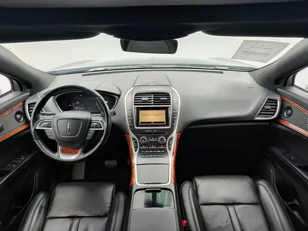 Lincoln Nautilus 2019