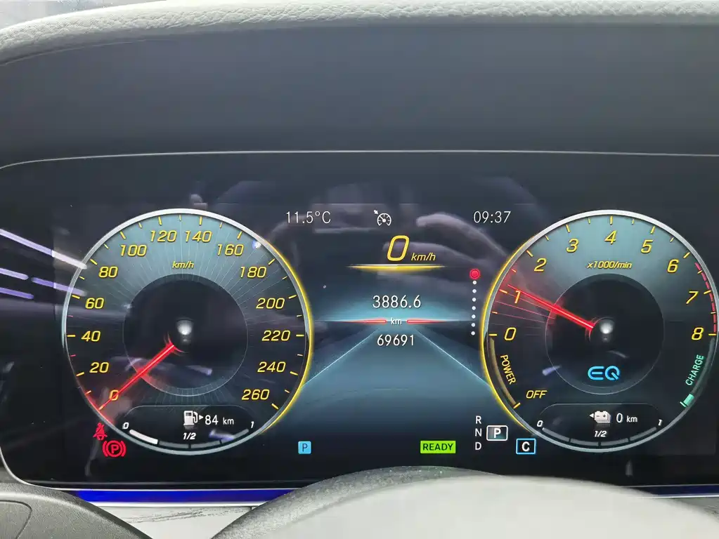 Mercedes-Benz E-Class New Energy 2021 — фото 15