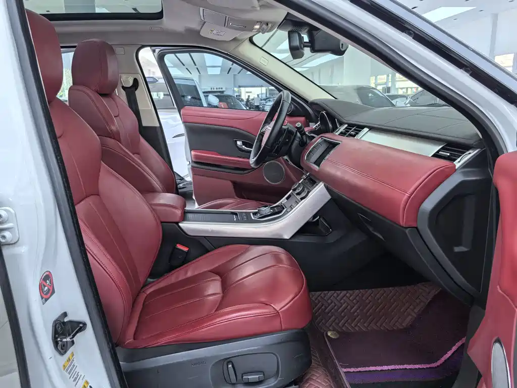 Land Rover Evoque 2016 — фото 12