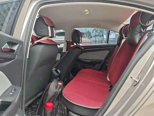 Volkswagen Bora 2023