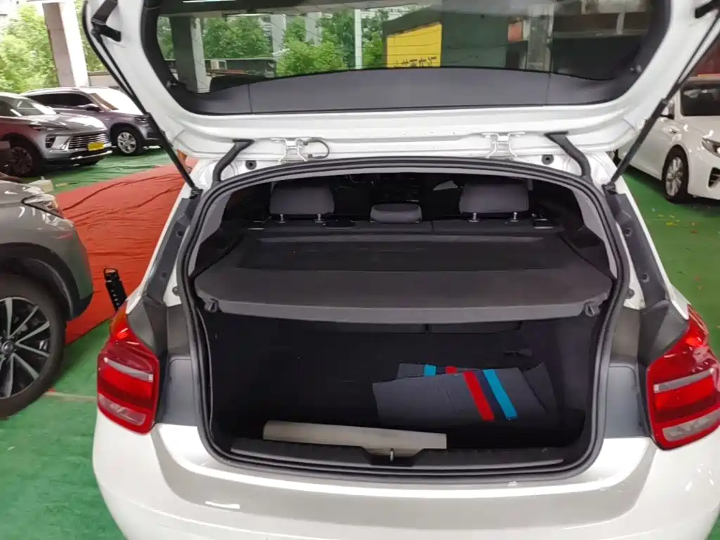 BMW 1 Series 2015 — фото 19