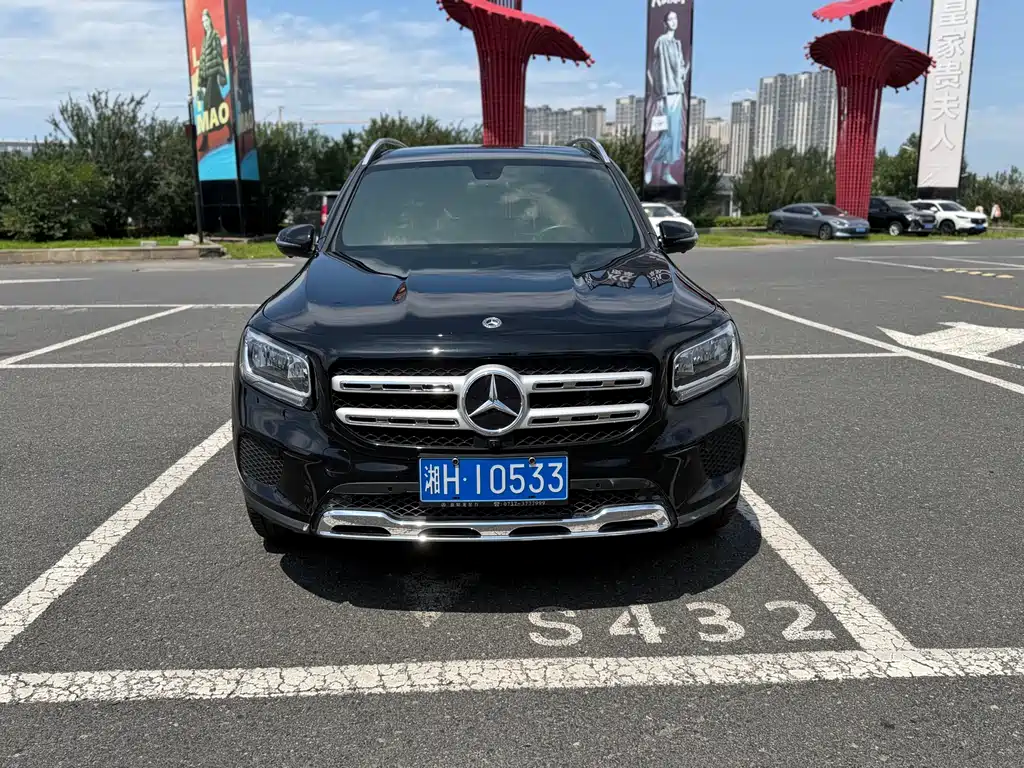 Mercedes-Benz GLB 2021