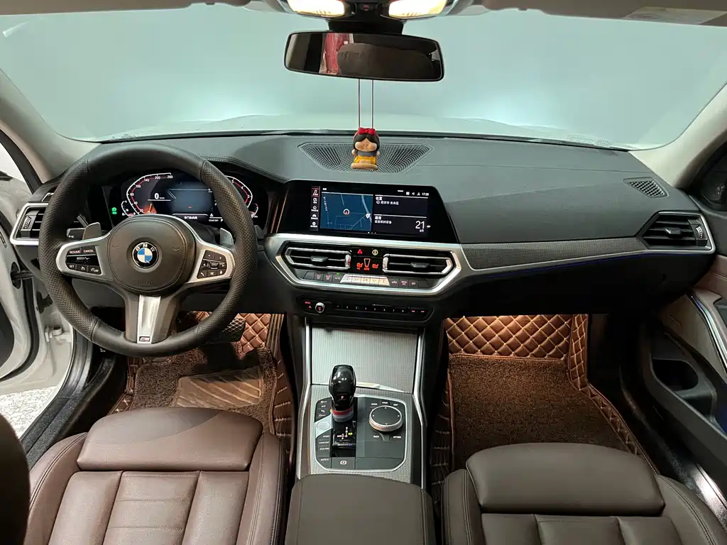 BMW 3 Series 2021 — фото 10