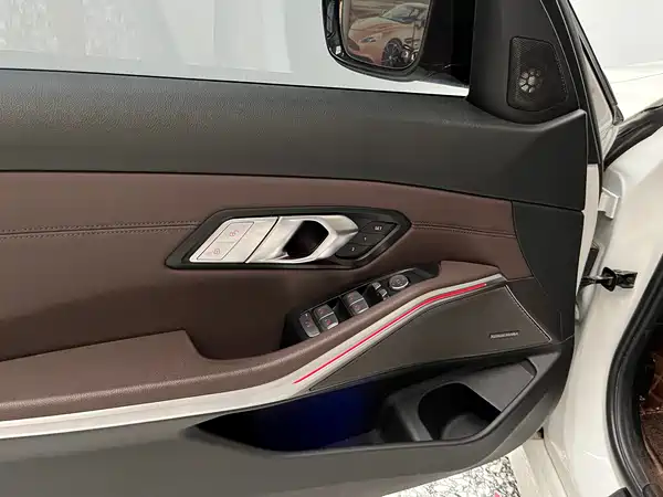 BMW 3 Series 2021