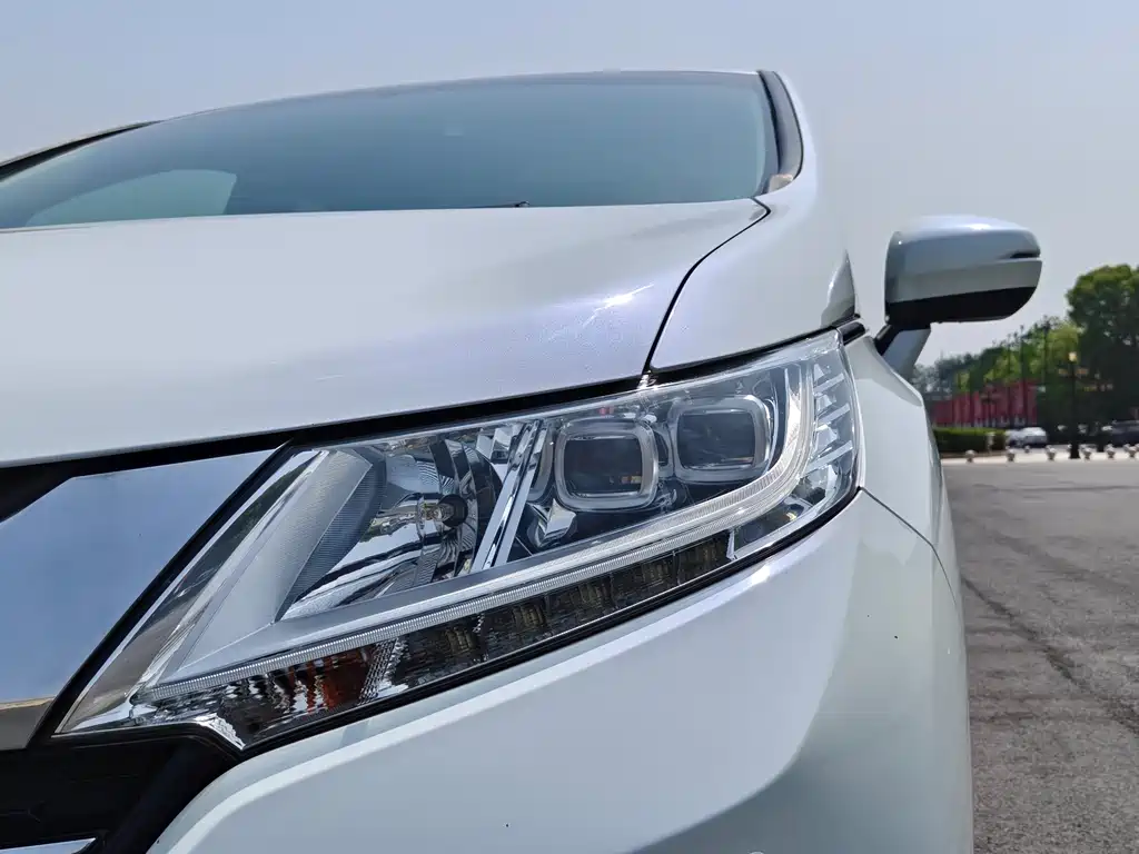 Honda Odyssey 2016 — фото 8
