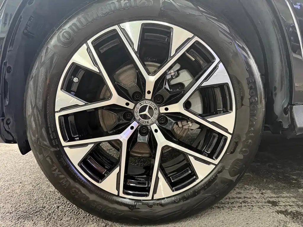 Mercedes-Benz GLC 2023