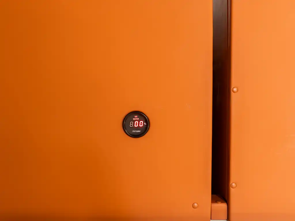 Toyota Hiace 2024 — фото 33