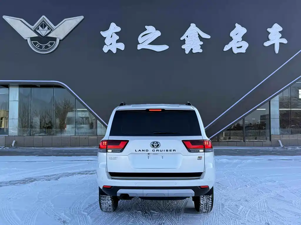 Toyota Land Cruiser 2025 — фото 2