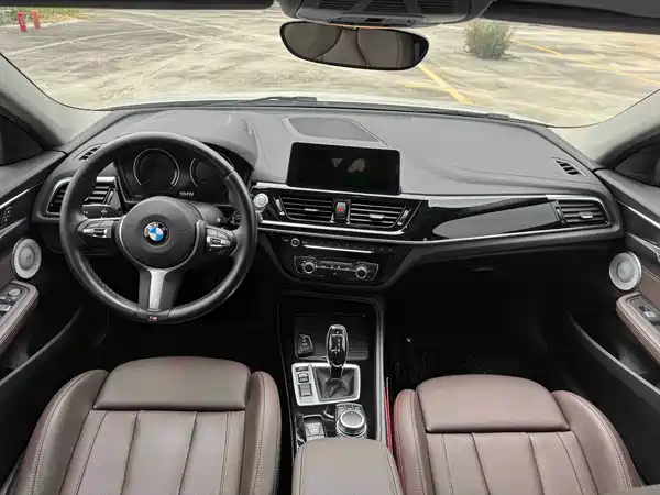 BMW 1 Series 2021