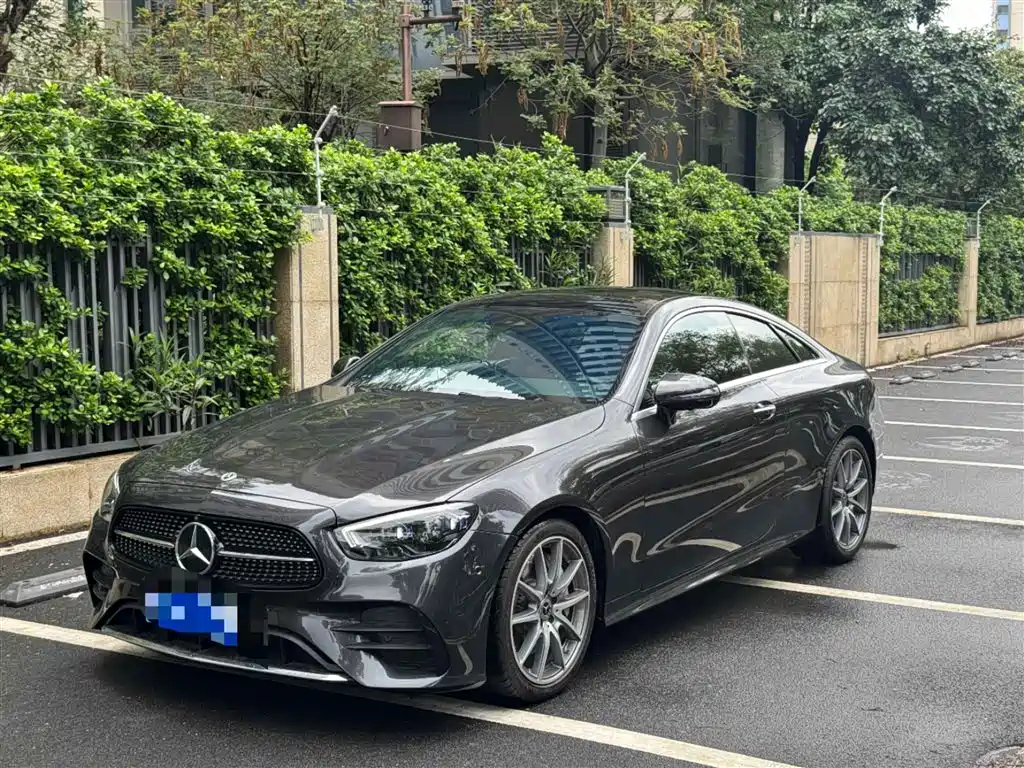 Mercedes-Benz E-Class 2023 — фото 1