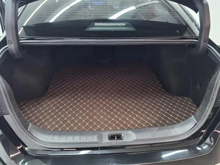 Nissan Teana 2023