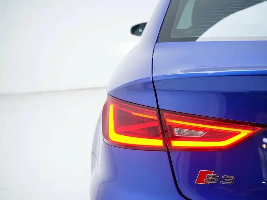 Audi S3 2017 — фото 21