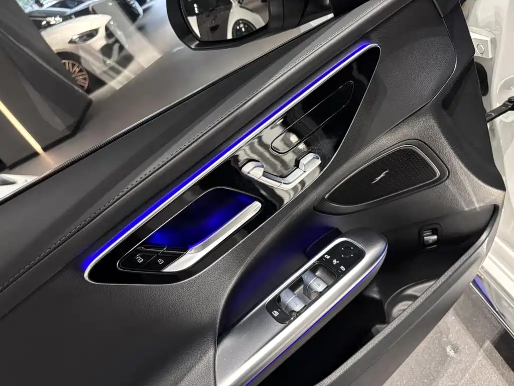 Mercedes-Benz C-Class 2022 — фото 19