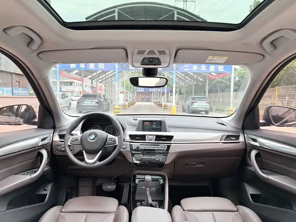 BMW X1 2017 — фото 10