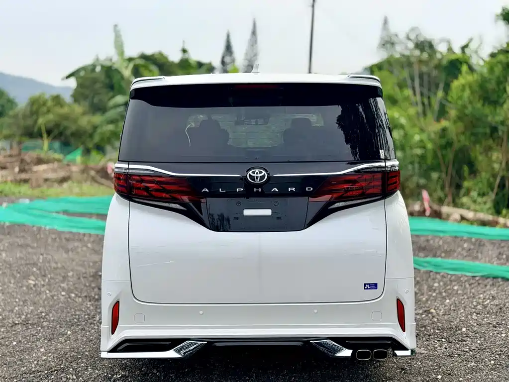 Toyota Alphard 2026 — фото 14