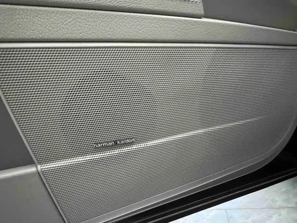 Mercedes-Benz S-Class 2011 — фото 29