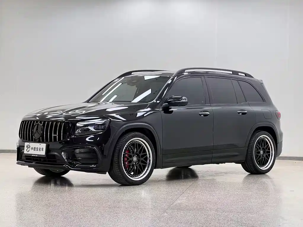 Mercedes-Benz GLB AMG 2024 — фото 1