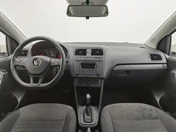 Volkswagen Polo 2015