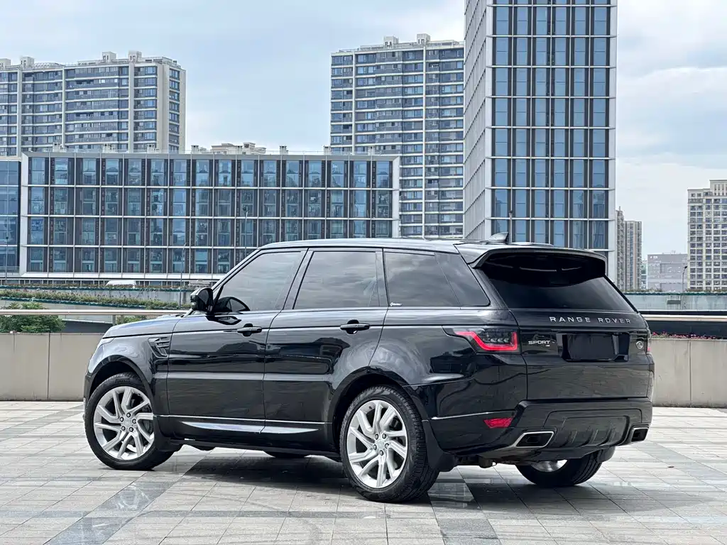 Land Rover Sport 2020 — фото 12