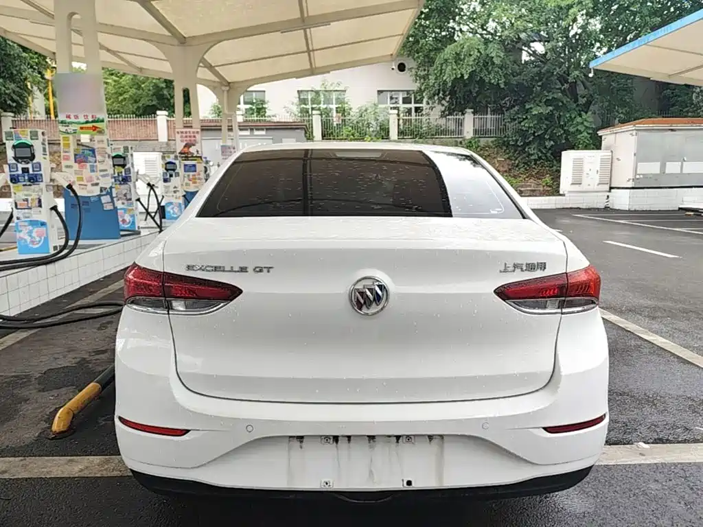 Buick Excelle 2022
