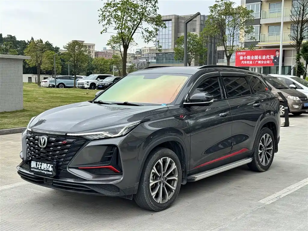 Changan CS75 PLUS 2022 — фото 1