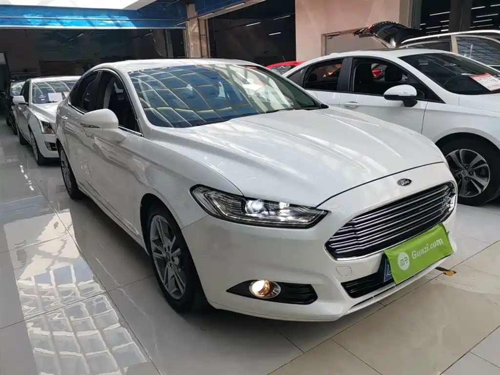 Ford Mondeo 2015 — фото 22