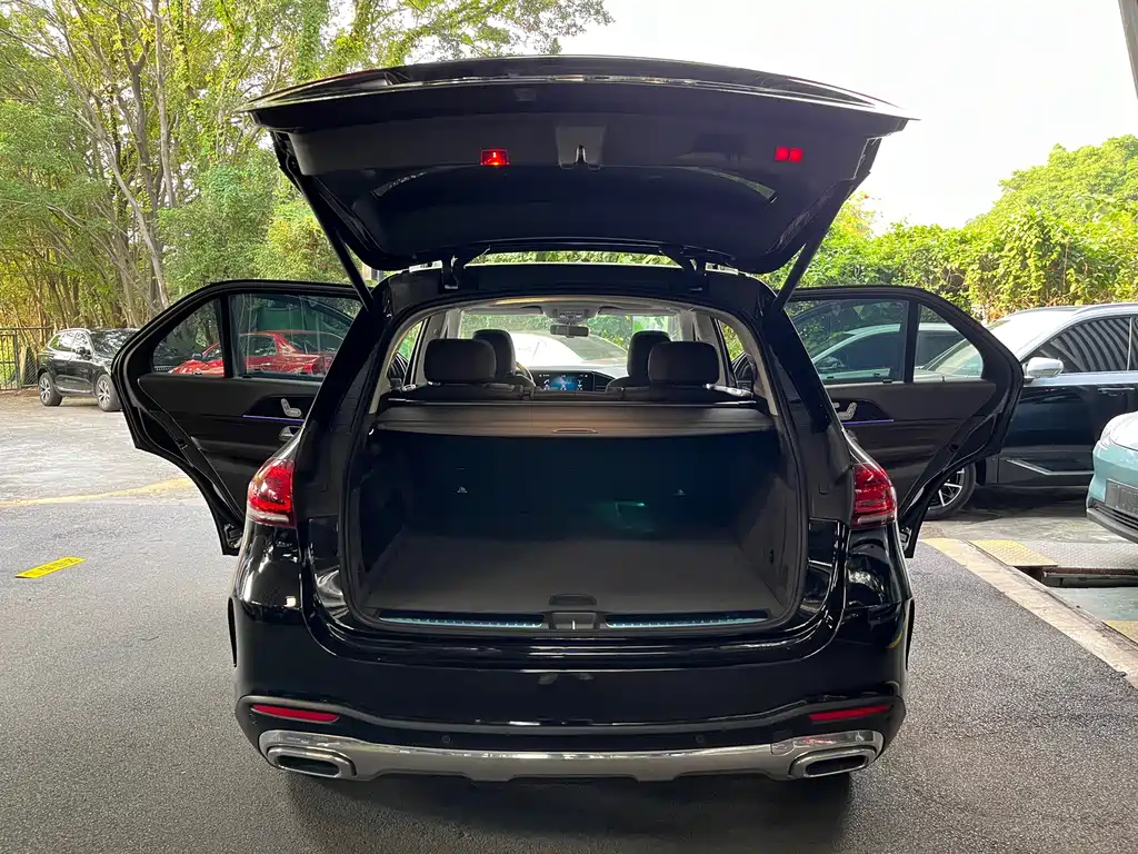 Mercedes-Benz GLE 2020 — фото 19