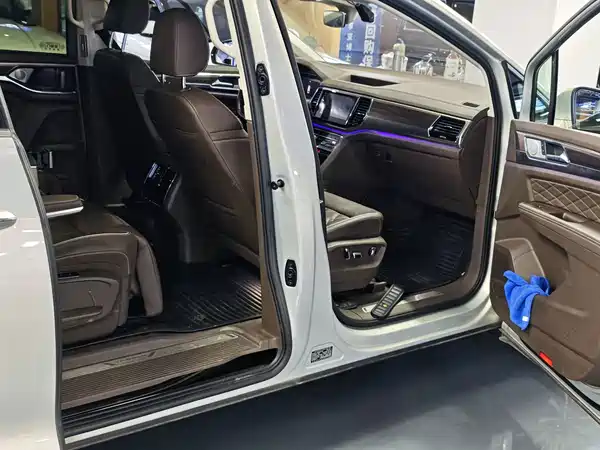Volkswagen Viloran 2021