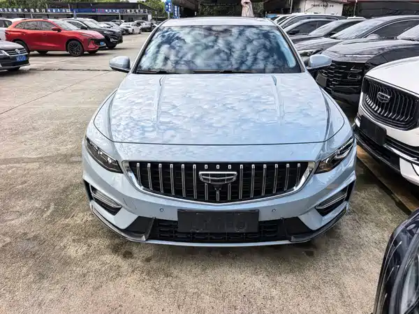 Geely Xingrui 2022