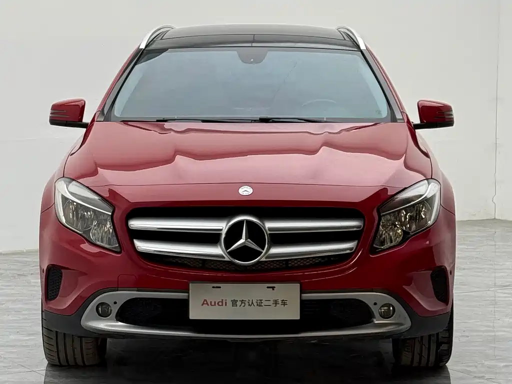 Mercedes-Benz GLA 2015