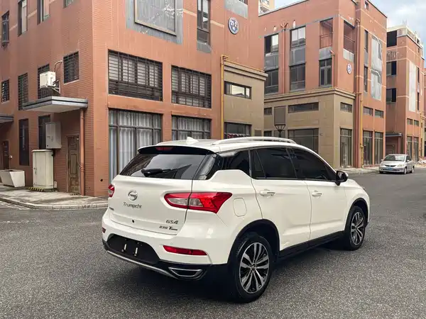 GAC Trumpchi GS4 2016
