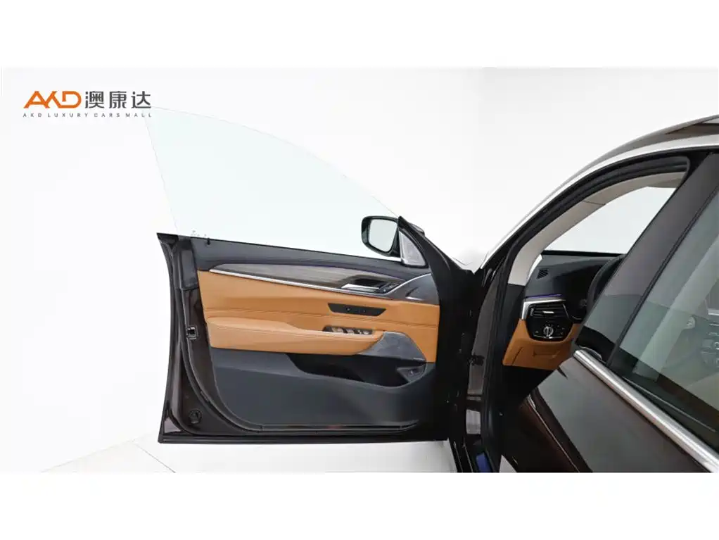 BMW 6 Series GT 2020 — фото 10