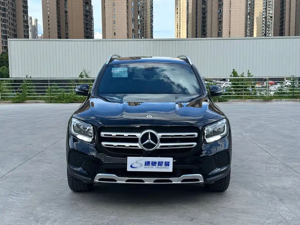 Mercedes-Benz GLB 2021
