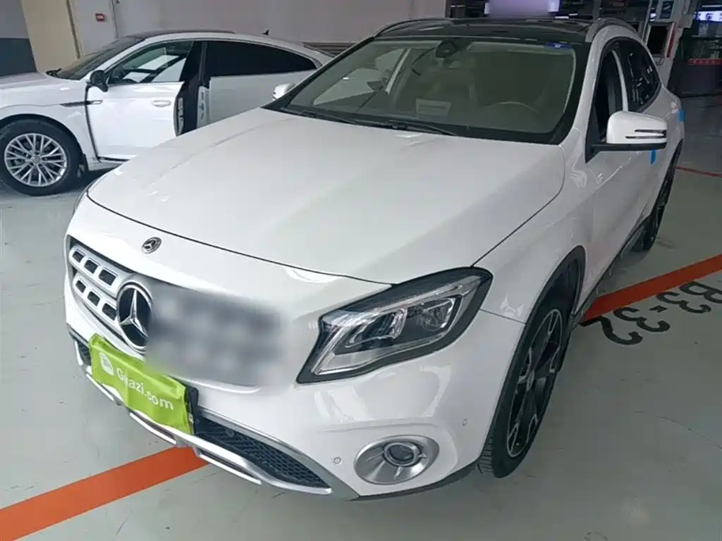 Mercedes-Benz GLA 2017 — фото 2