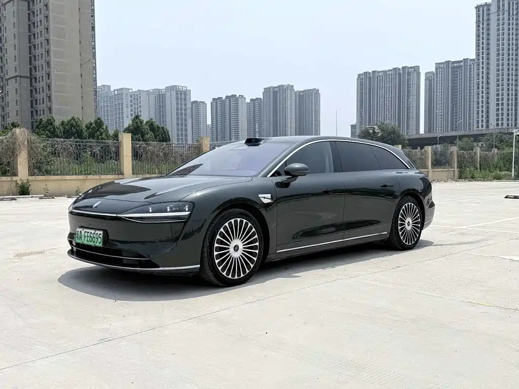 Stelato S9T 2025