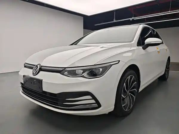 Volkswagen Golf 2022