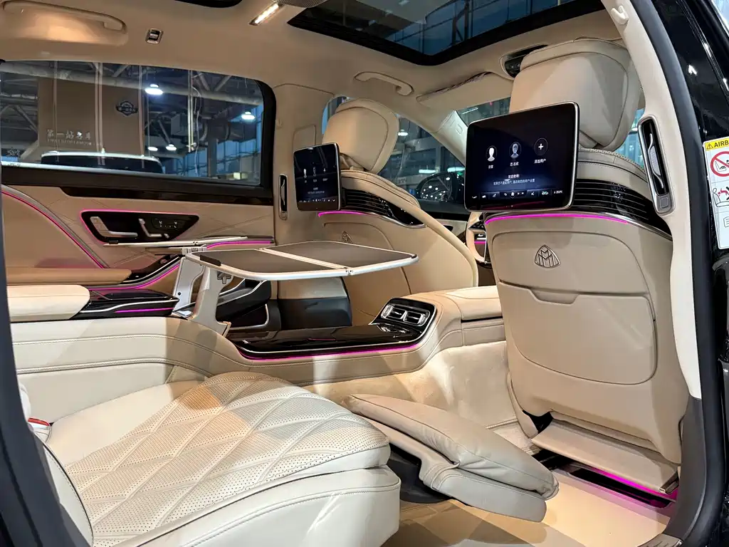 Mercedes-Benz Maybach S-Class 2022 — фото 12