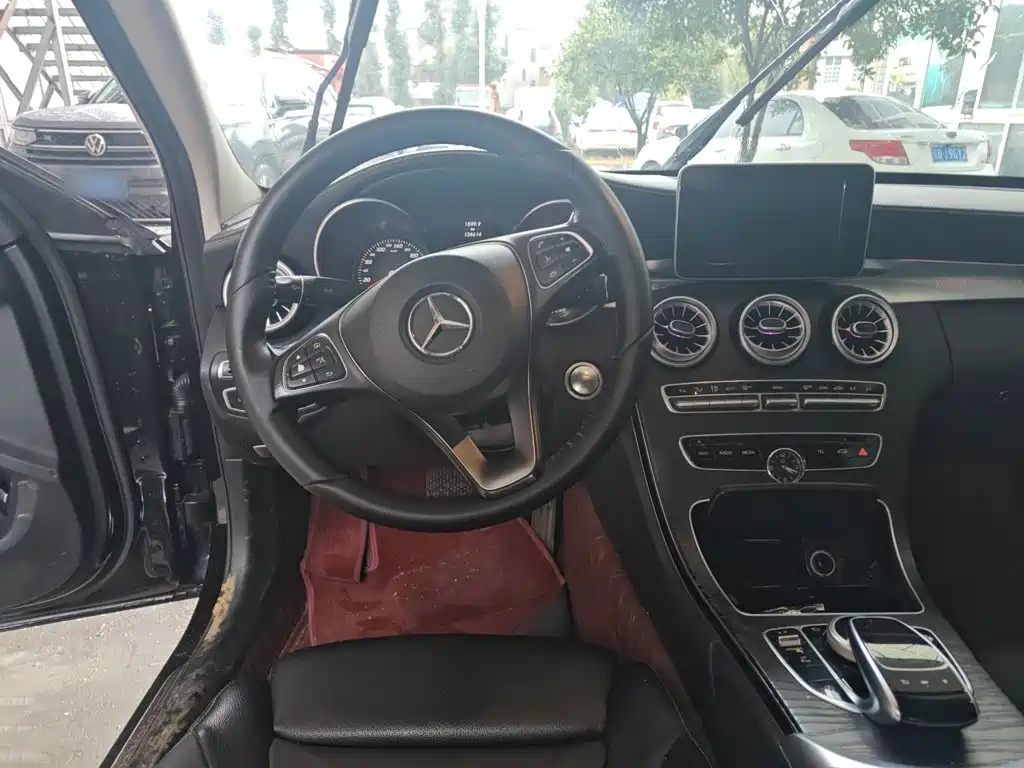 Mercedes-Benz C-Class 2017