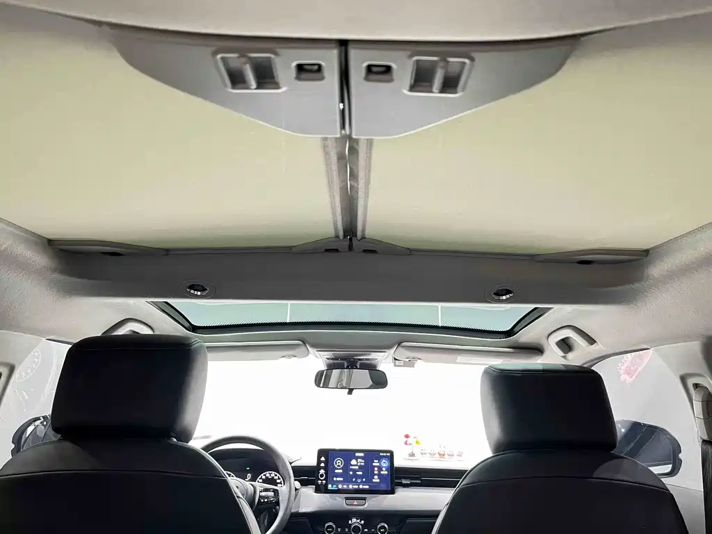 Honda Vezel 2023 — фото 17
