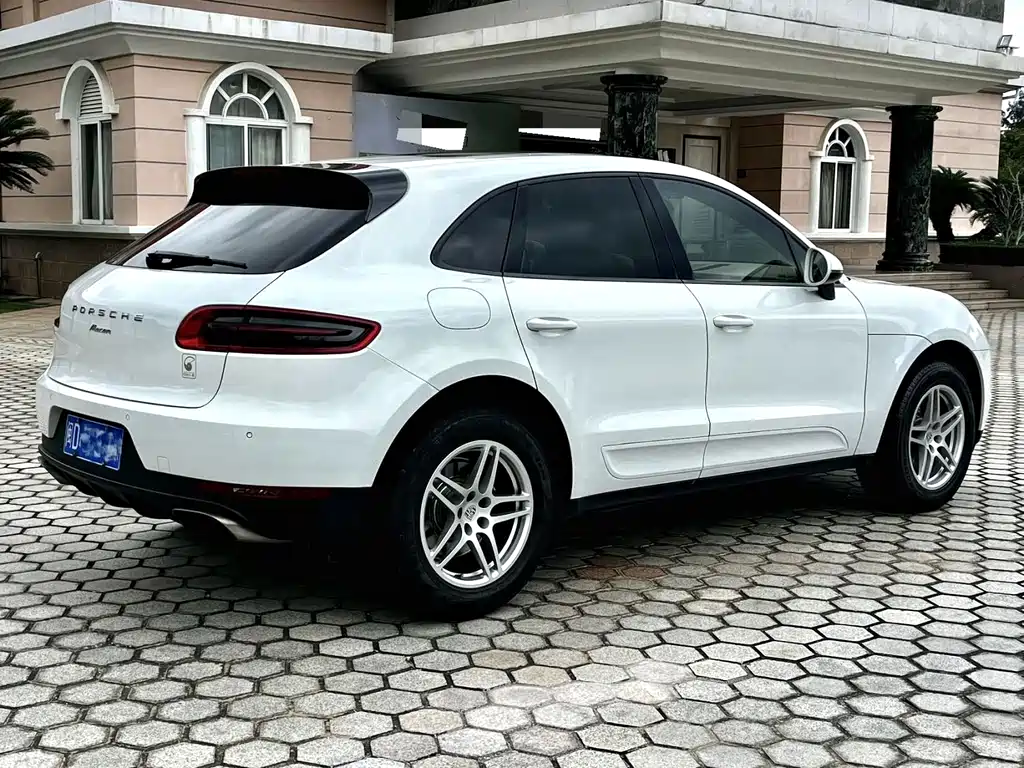 Porsche Macan 2015 — фото 6