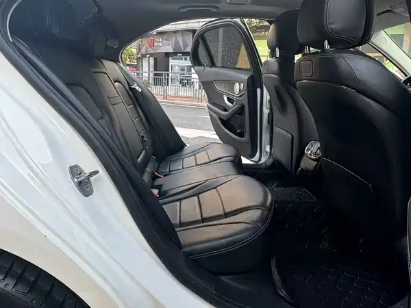 Mercedes-Benz C-Class 2018