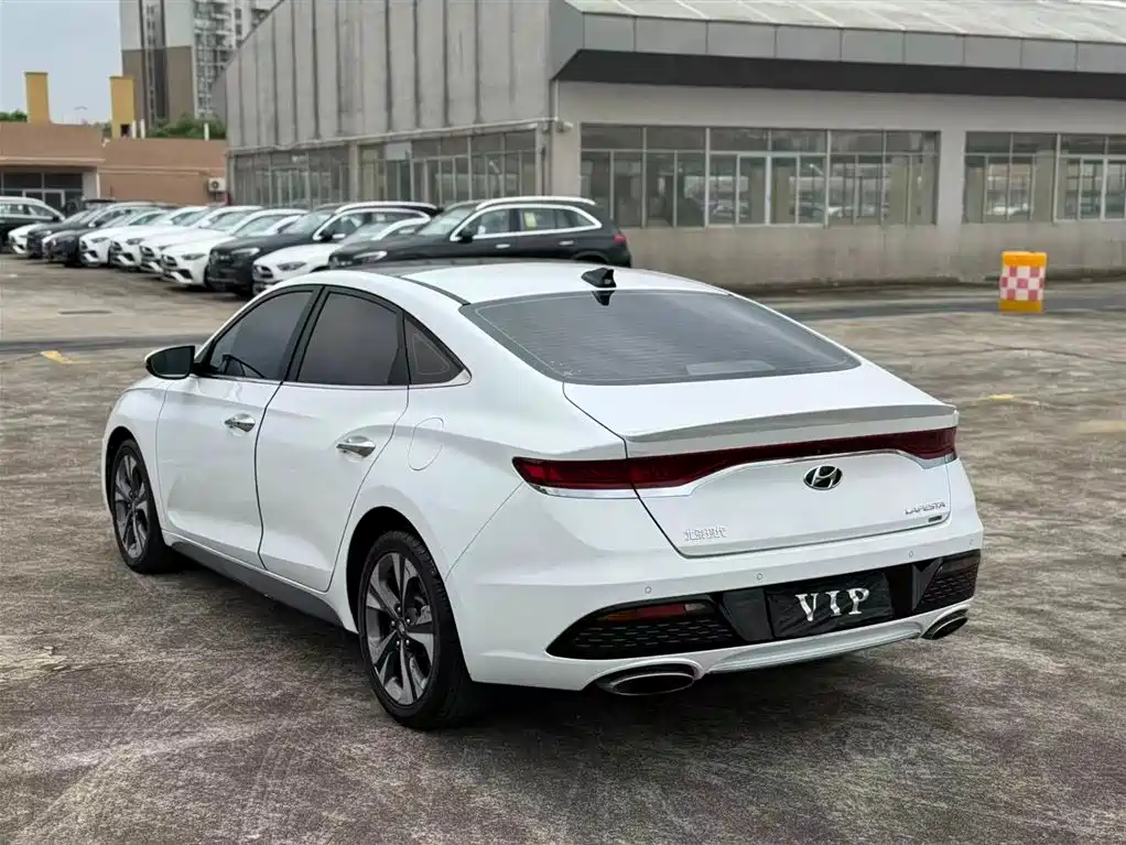 Hyundai Fista 2018 — фото 13