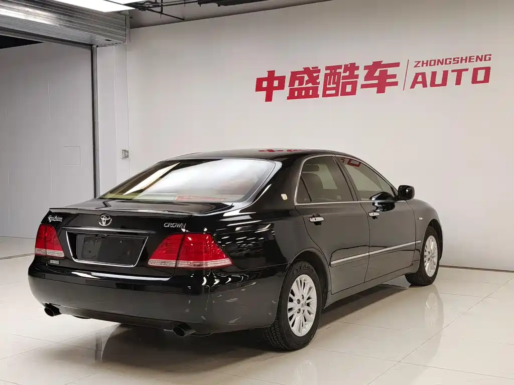 Toyota Crown 2006 — фото 16