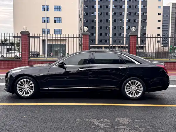 Cadillac CT6 2018
