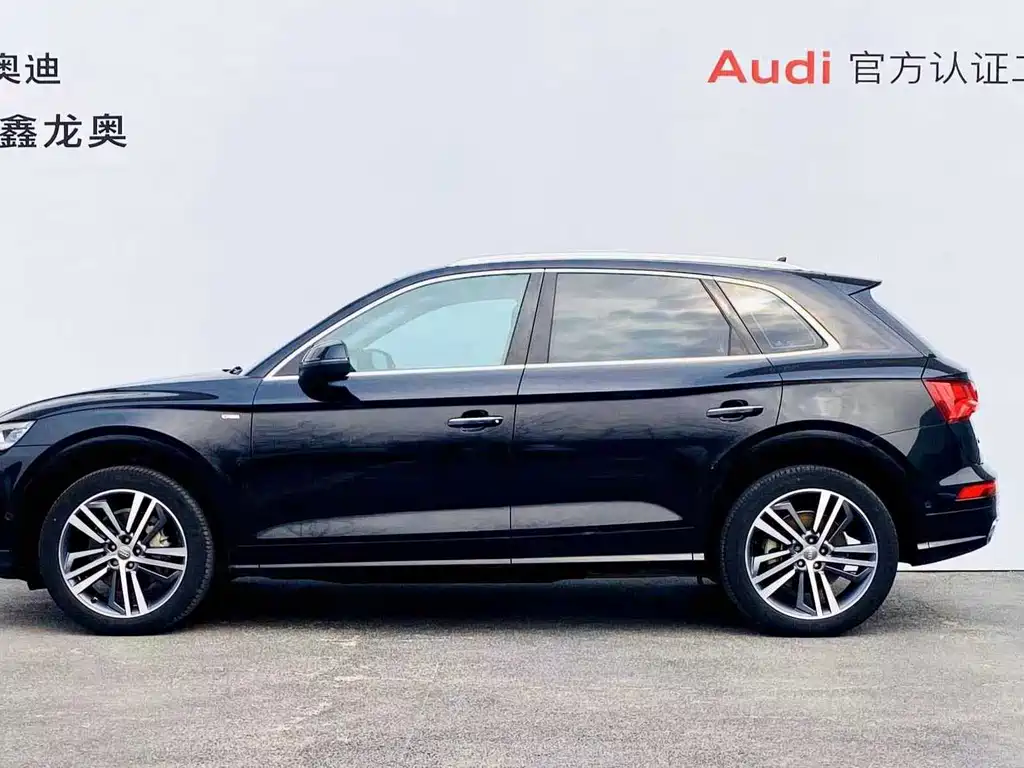 Audi Q5L 2020 — фото 4