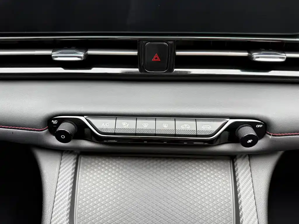 GAC Trumpchi Empow 2021 — фото 27